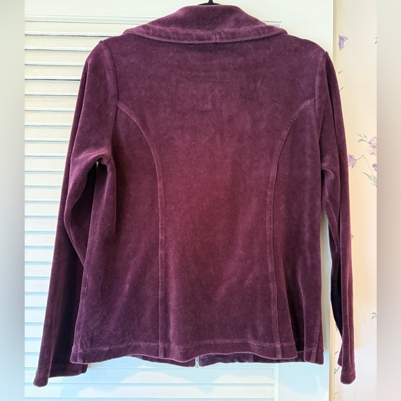 Zenergy By Chicos Plum Color Velour Zip Up in Size 0 (Small) - Picture 6 of 10